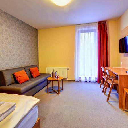 Hotel Toc Липова Лазне Екстериор снимка