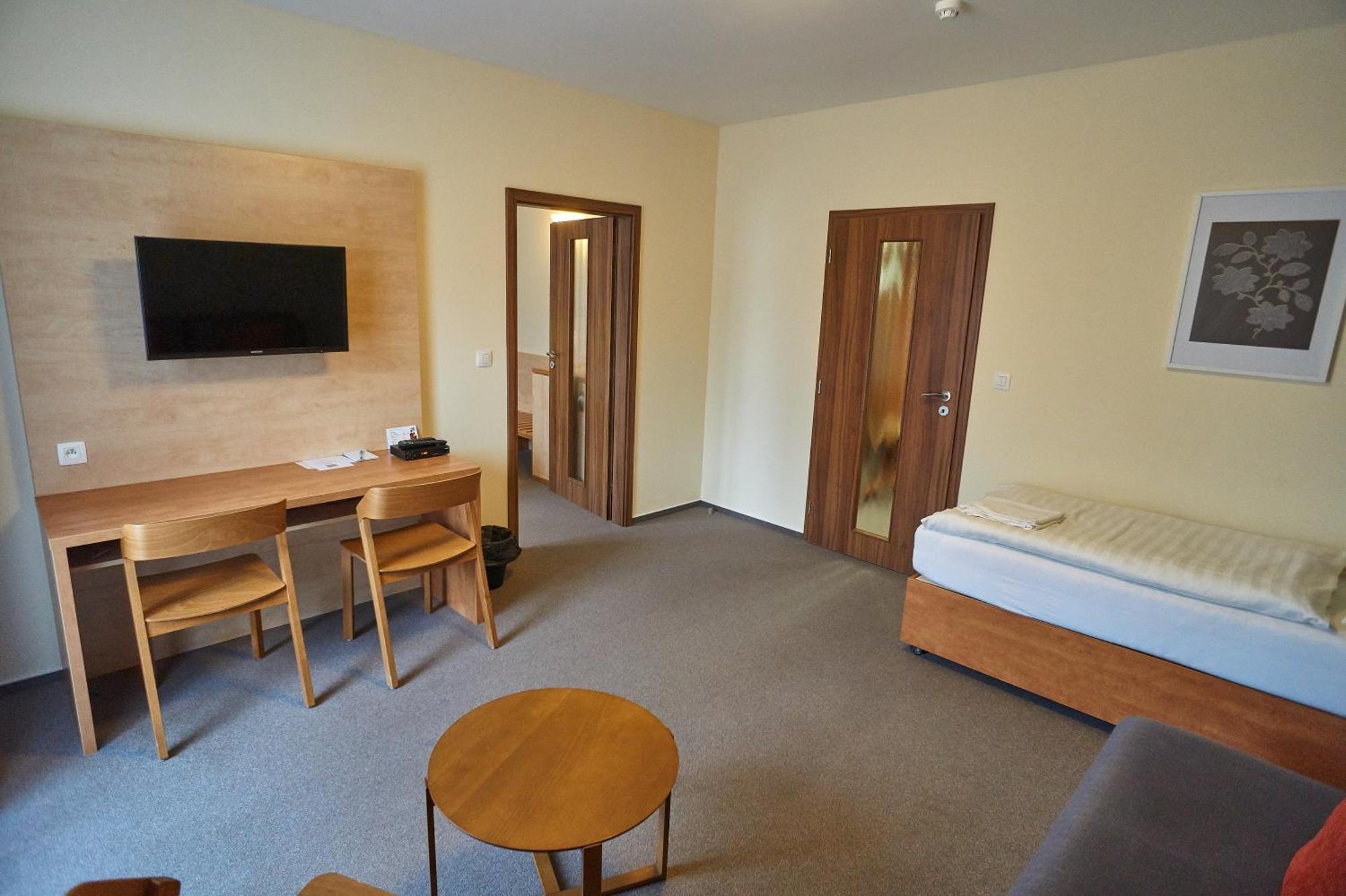 Hotel Toc Липова Лазне Екстериор снимка