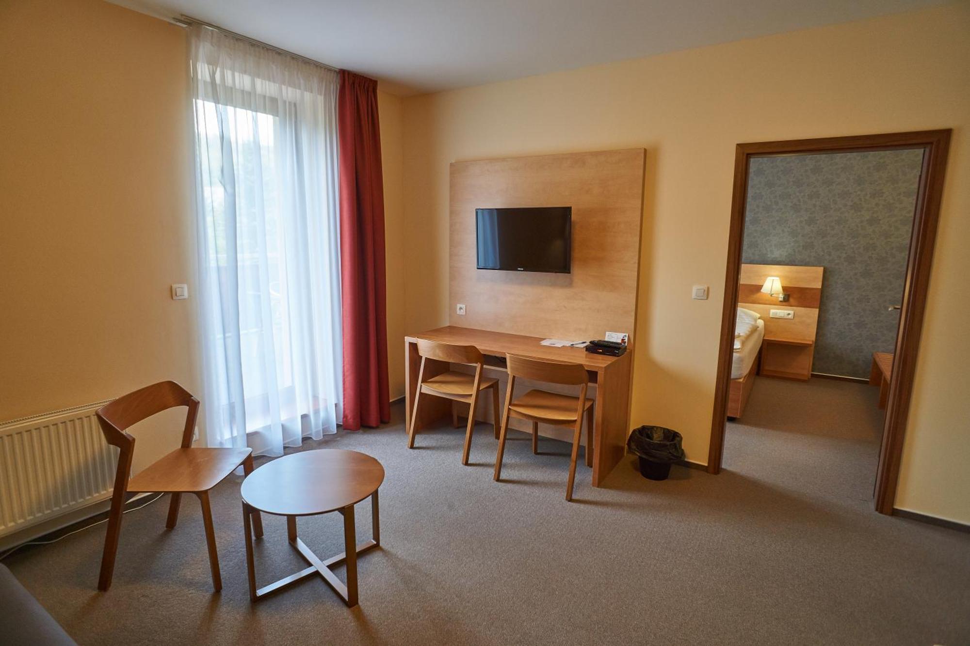 Hotel Toc Липова Лазне Екстериор снимка
