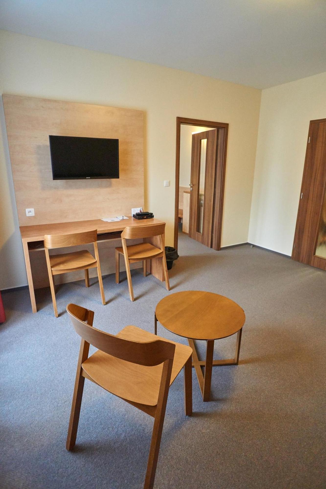 Hotel Toc Липова Лазне Екстериор снимка