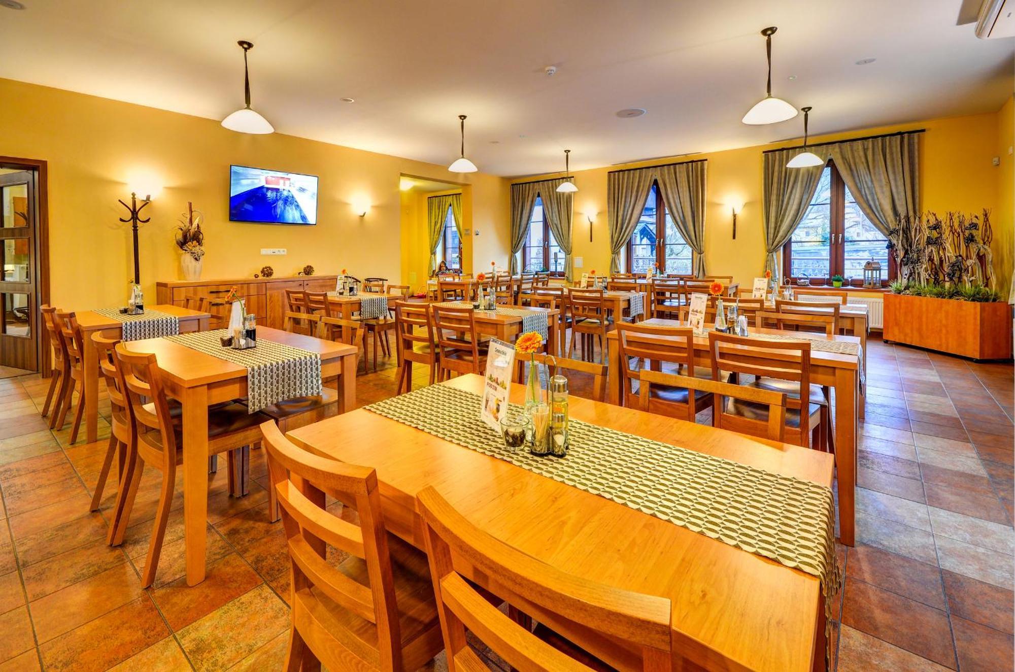 Hotel Toc Липова Лазне Екстериор снимка