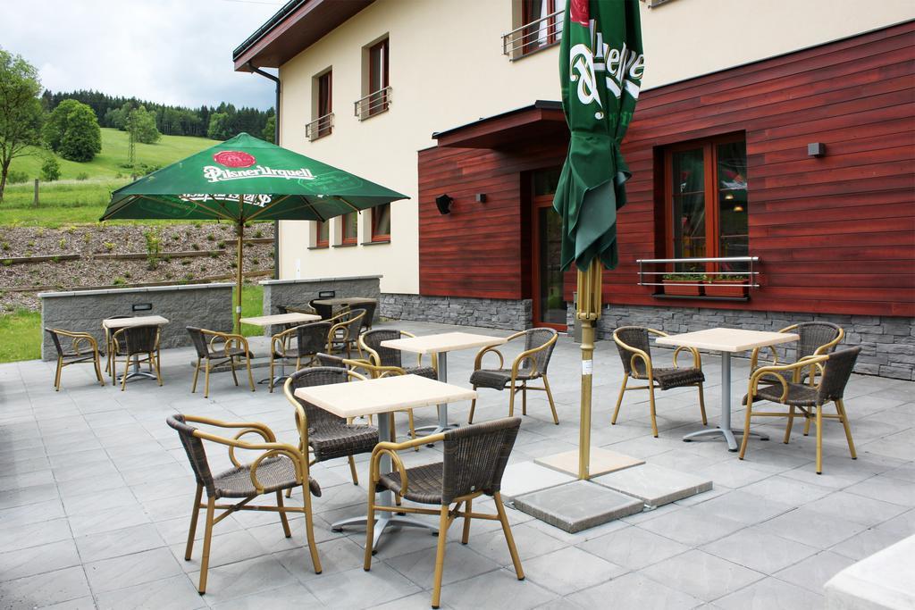 Hotel Toc Липова Лазне Екстериор снимка