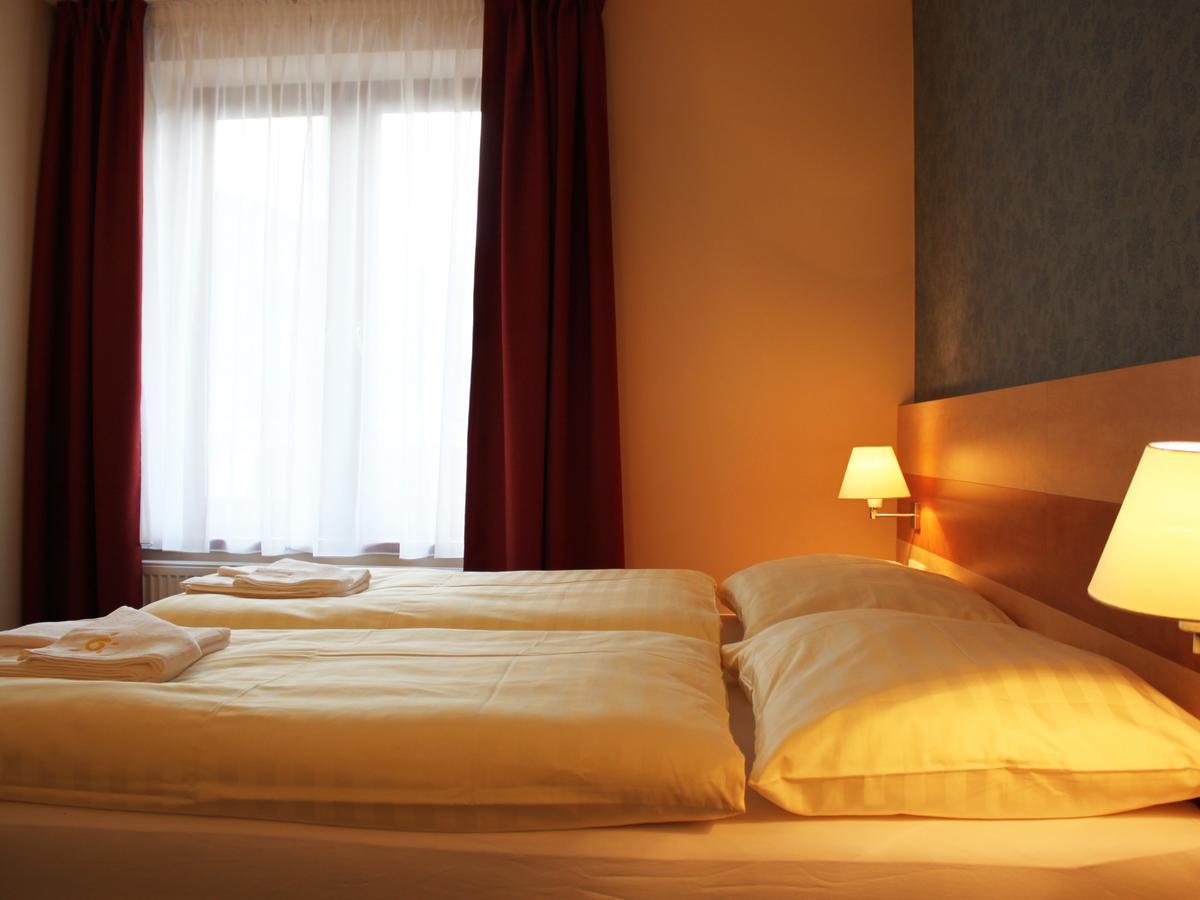 Hotel Toc Липова Лазне Екстериор снимка